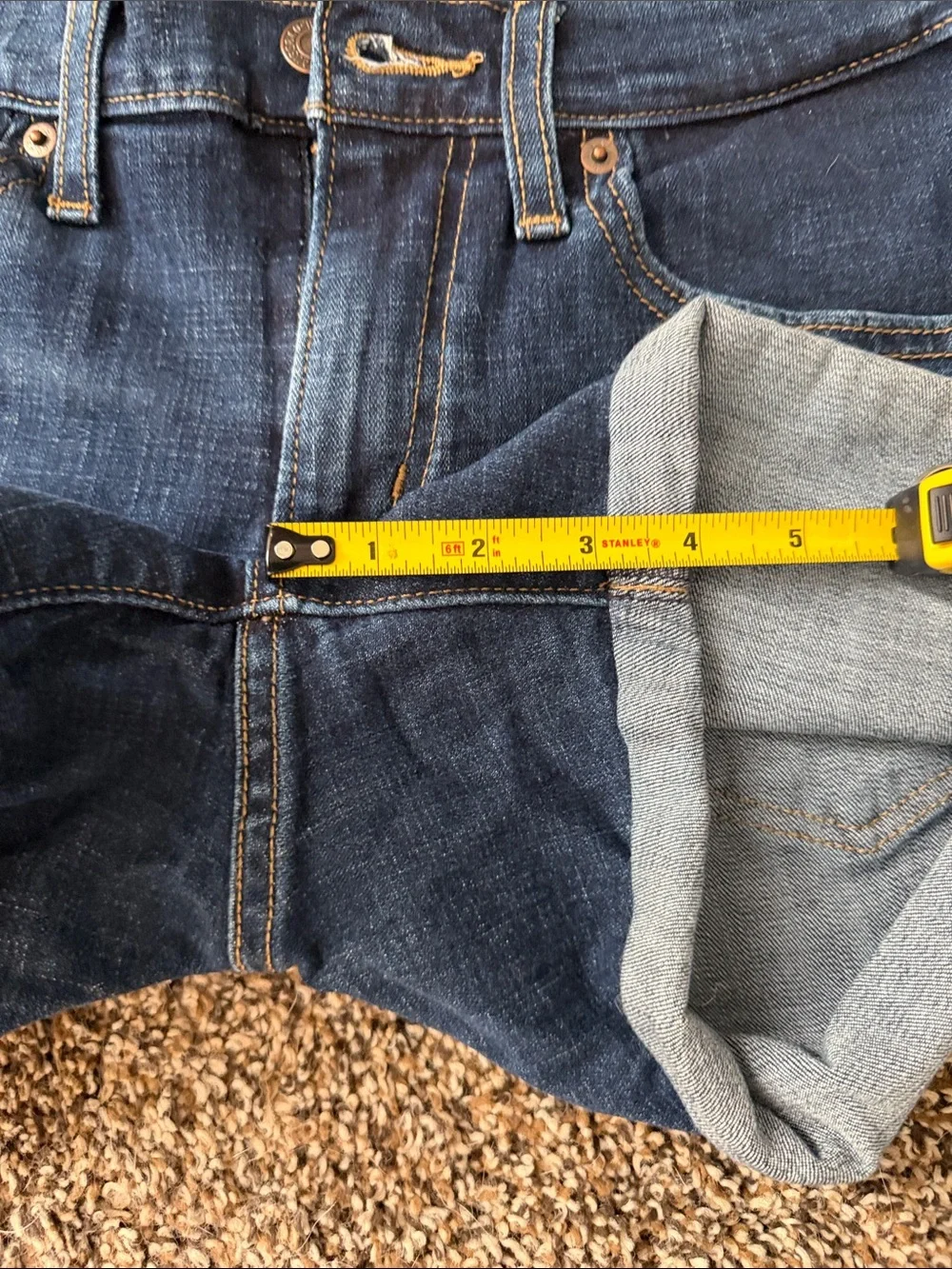 Women’s Levi’s Jean shorts - Size 27
